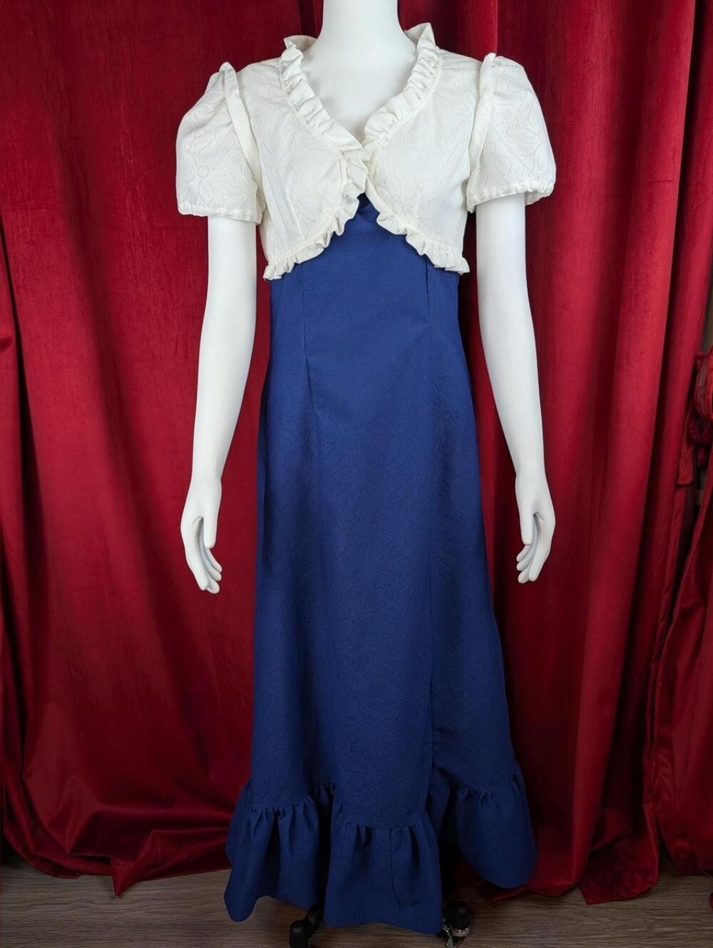 True Vintage One of a Kind Handmade Blue & White Floral Short Sleeve Maxi Dress